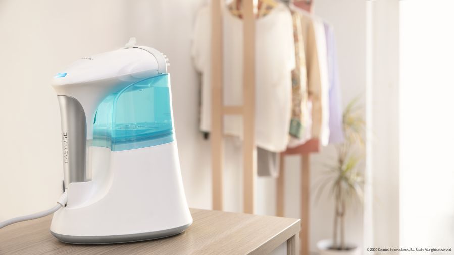 מגהץ אנכי כולל מיכל מילוי SmoothForce 3000 לבן