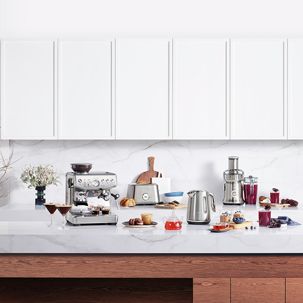 מכונת קפה דגם BES876BSS