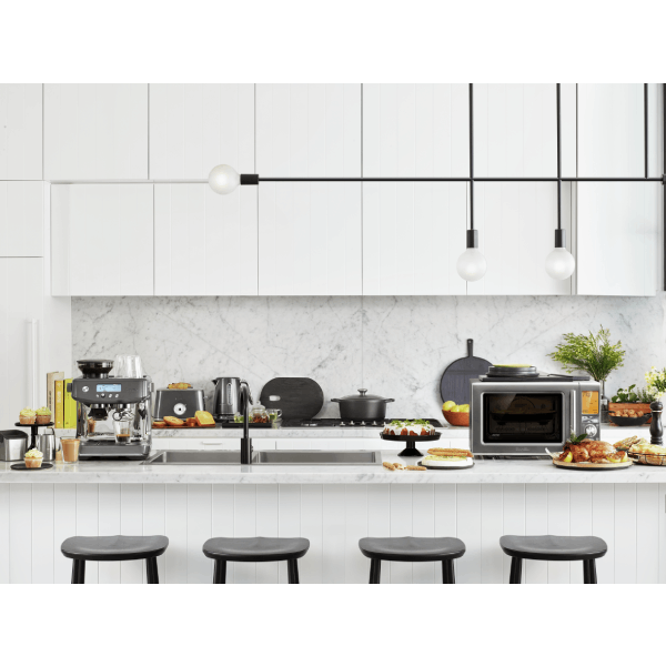 מכונת קפה דגם BES878BST