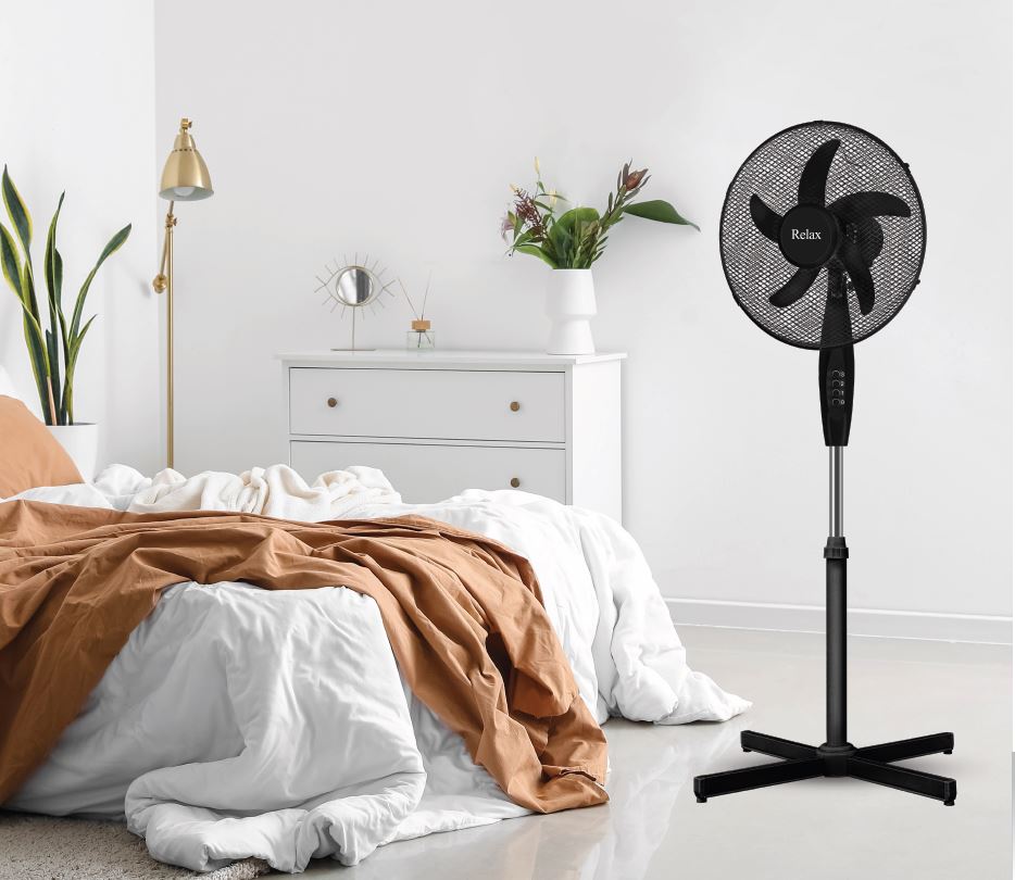 מאוורר עומד SFR16B שחור